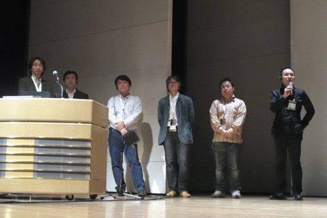 パシフィコ横浜で開催されたシーグラフアジア2009で17日、社団法人コンピュータエンタ−テインメント協会（CESA）はスペシャルセッション「日本のビデオゲーム開発の現場で今何が起きているか？」を実施しました。ステージではCESA副会長で技術委員長の松原健二氏（コー