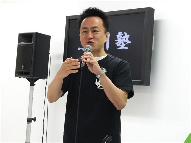 10月13日、東京都赤坂のサイバーエージェント・ベンチャーズ STARTUP Base Campにて、「ガンホー（突撃）ＮＩＧＨＴ！！」と題された「黒川塾 （参）」が開催されました。レコード会社や映画配給会社を経てセガに入社、セガサターンの宣伝広報で活躍し、エンタテイメン