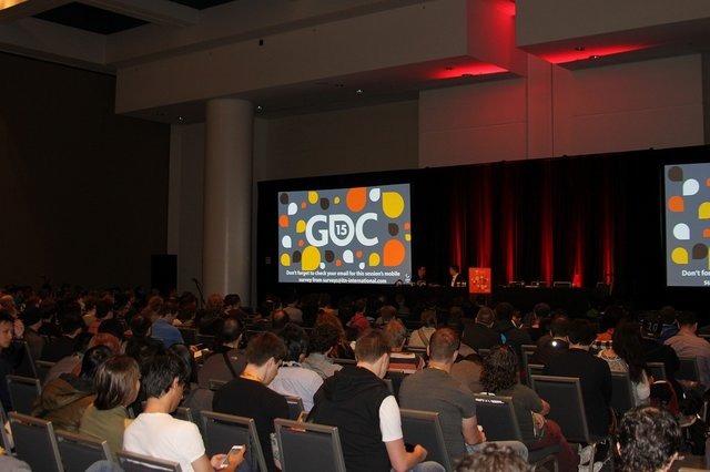 今年のGDCでは初の試みとしてeSportsを専門的に扱ったeSports Summitが新設されました。そのオープニングとして、Riot Gamesから『League of Legends』のデザインリード・Ryan Scott氏と、ニューヨーク大学からNYU Game CenterディレクターのFrank Lantz氏によるパネル