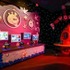 Tech系メディアのTechCrunchが、米フロリダ州のケネディ宇宙センターに新たにオープンした人気ゲームアプリ『Angry Birds』シリーズのテーマパーク「Angry Birds Space Encounter」の様子を伝えている。