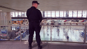 原因は“異様な状態”の「PlayStation」―ボストンの国際空港にて避難騒ぎ 画像