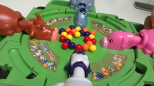 玩具メーカーのハスブロ、ジンガのソーシャルゲームを題材にしたリアル玩具各種を開発 画像