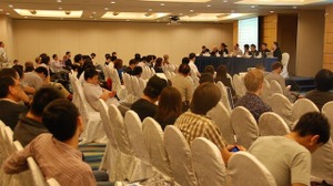 【カジュアルコネクトアジア2013】東南アジア7カ国のゲーム開発者が激論！Game Networking Asia 2013のパネルディスカッション 画像