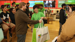 マイクロソフトストアのXbox Oneミッドナイトローンチイベントはジャスティン・ウォンが参戦！ 画像