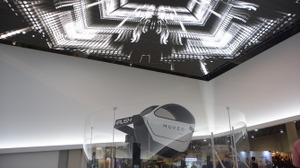 KrushのVR体感ゲーム筐体「Moveo」がCESで披露―操作に合わせて360度回転 画像