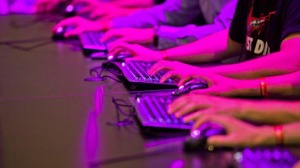 赤十字がリアルなFPSゲームを制作―目的は