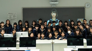 「可愛い」「顔が良い」超精細3DCG女子高生Sayaが会話可能に！鎌倉女学院に1日転校生としてやって来た 画像
