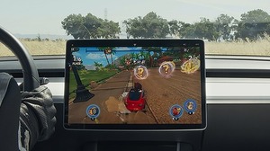 車内でゲームが遊べる「Tesla Arcade」開発のテスラが新たにゲーム専門スタッフを募集中 画像