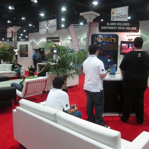 【E3 2013】アメリカの学生が作るゲームとは?大学選抜で出展された「College Game Competition」に突撃取材 画像