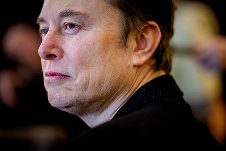 イーロン・マスク、次世代AI「Grok 5」vs人類最強チームの試合を『LoL』で行いたいと発言 画像