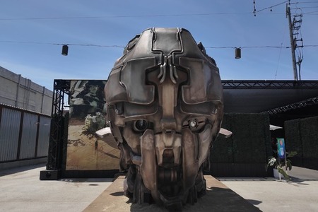 上田文人氏が挑む新境地。新作『gen ATLAS』で「銃」と「巨大ロボット」を描く理由、人類が去った後の機械文明で我々は何を目撃するのか【インタビュー】 画像