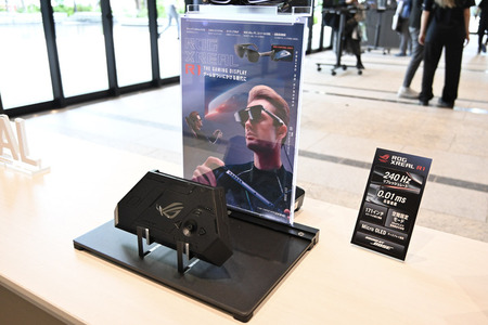 【先行体験】ROGとXREALが送る“本気”のゲーミングARグラスが予約販売スタート。「ROG XREAL R1」はゲーマー向けの新環境になるかもしれない 画像