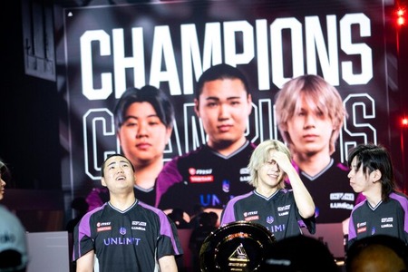 eスポーツワールドカップ『Apex Legends』で「UNLIMIT」日本人チーム初の世界優勝！「本当に夢みたい」…ZETA DIVISIONとの一騎打ちを制す 画像