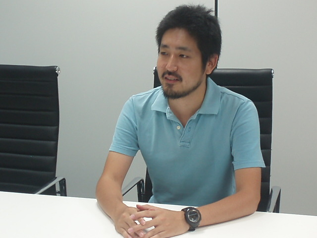 「ソーシャル、日本の挑戦者たち」の最新号ではGMS(gloopsに社名変更予定)に取材を敢行しています。中編では開発環境について聞きます。