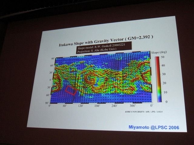 テーマに「クロスボーダー」を掲げたCEDEC2011。初日の基調講演を努めたのは、日本中の注目を集めた小惑星探査機「はやぶさ」に搭載された、足かけ20年以上にもわたるイオンエンジンの開発・運用物語でした。