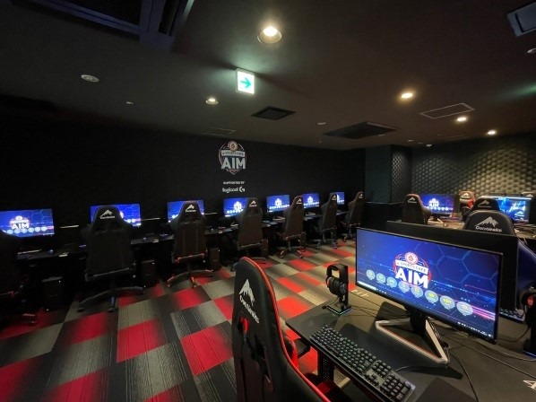 e-SPORTS CAFE AIMが高校生に向けた「ゲーム・eスポーツコース」第3期目の授業を開講