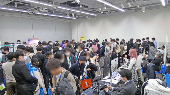 Live2D「alive 2023」4年ぶりの現地開催―アニメーションへのこだわりが目を惹く企業／個人クリエイターの展示が並ぶ【会場レポート】