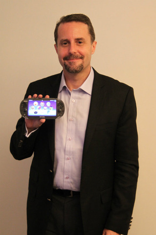 ソニー・コンピュータエンタテインメントのアンドリュー・ハウス社長兼CEOはPlayStation Vitaの発売を2日前に控え、品川のソニーシティ(ソニー本社ビル)で報道陣とのラウンドテーブルに臨みました。