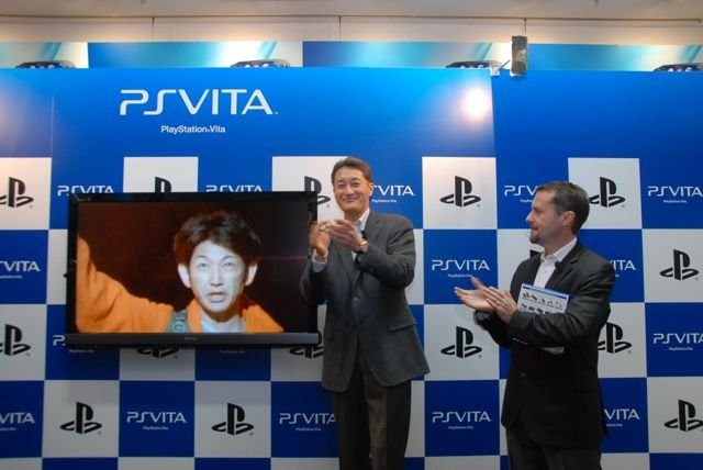 2011年12月17日。全世界に先駆けて日本で発売された「PlayStation Vita」の発売日にあわせて、ソニー・コンピュータエンタテインメントは「PlayStation Vita SHIBUYA TSUTAYA発売カウントダウンイベント」を、TSUTAYA渋谷店で開催しました。