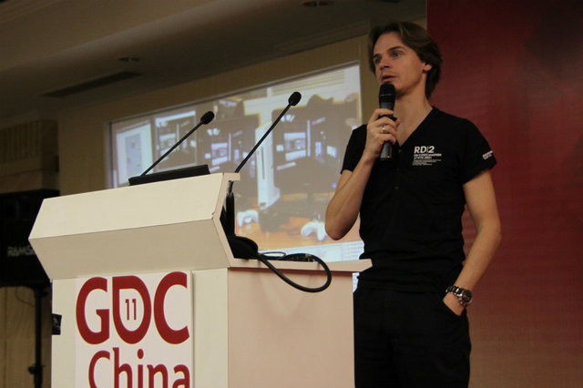 スクウェア・エニックス・グループでワールドワイドテクノロジーディレクターを務めるJulien Merceron氏はGDC China 2011にて「Designing A Technology Strategy For A Large Publisher」(巨大パブリッシャーでテクノロジー戦略を立案する)と題した講演を行いました。