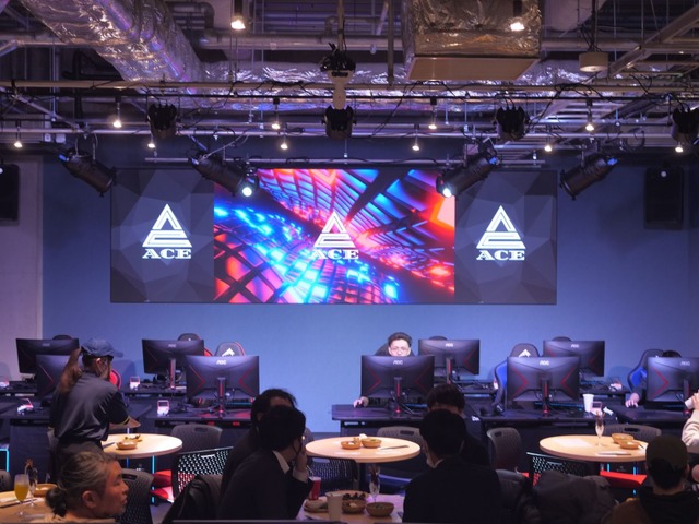 なぜ親子でeスポーツカフェを作ったのか？「e-sports place MAKUHARI ACE」代表＆店長インタビュー