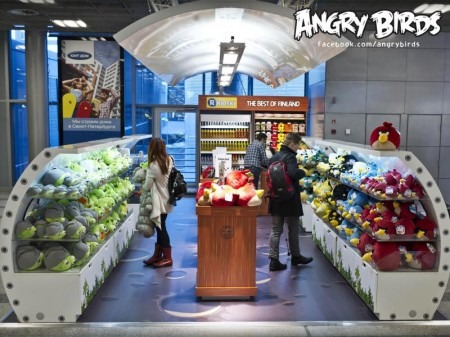 人気ゲームアプリ「Angry Birds」を提供するフィンランドの  Rovio Entertainment  が、同国のヘルシンキ・ヴァンター国際空港内に『Angry Birds』ショップをオープンした。
