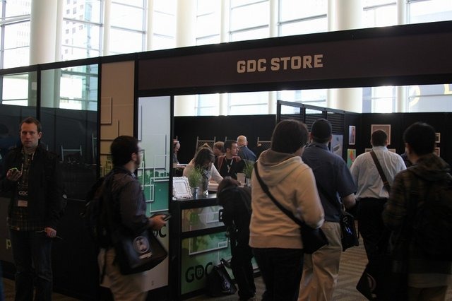 毎年恒例、GDCの公式グッズを販売している「GDCストア」の商品をご紹介します。