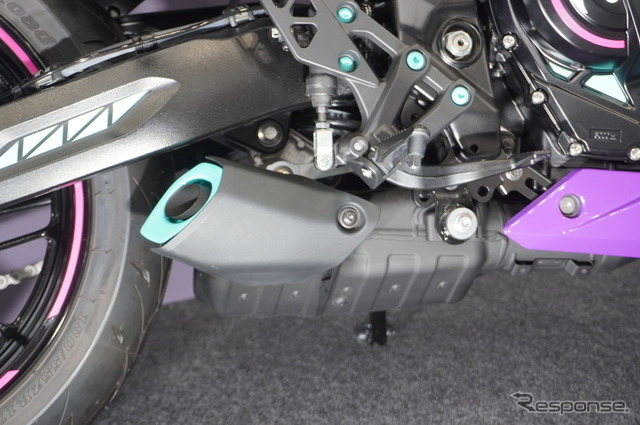 『ストリートファイター6』とコラボレーションした『GSX-8R Tuned by JURI』（大阪モーターサイクルショー2025）