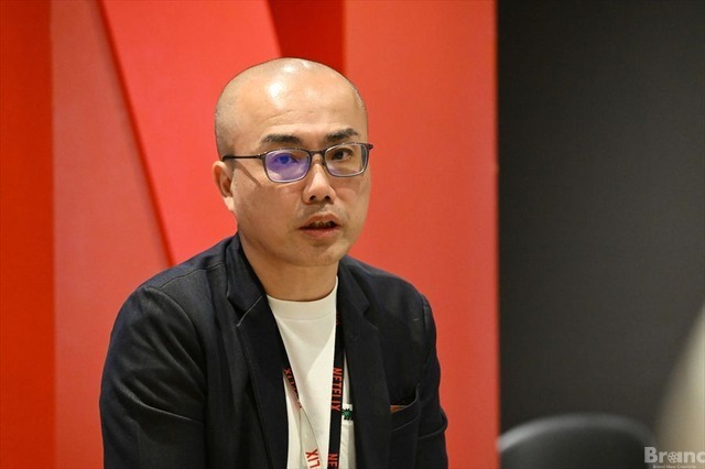 山野裕史氏