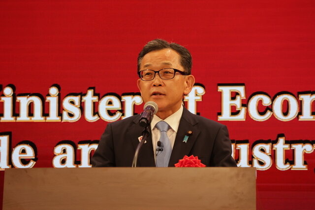 「日本ゲーム大賞2025」に堀井雄二、辻本良三、桜井政博など名だたるゲームクリエイターが集結―ハラミちゃんによる『メタファー：リファンタジオ』の生演奏も素敵すぎた【現地レポート】