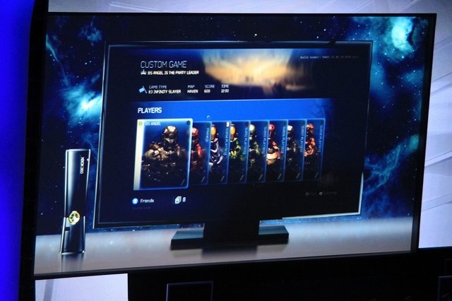 マイクロソフトのプレスカンファレンスでは、噂に挙がっていた「Xbox Smart Glass」も正式発表されました。