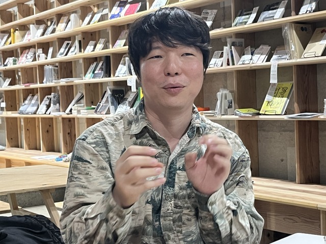 「この世に居場所がないなら、お前はゲームをやるべきだ」クィアゲームの展示会「Under commons / アンダーコモンズ」キュレーター、高島鈴×近藤銀河×藤本一郎インタビュー。「クィアなゲーマー」を増やす野望について訊いた【インタビュー】