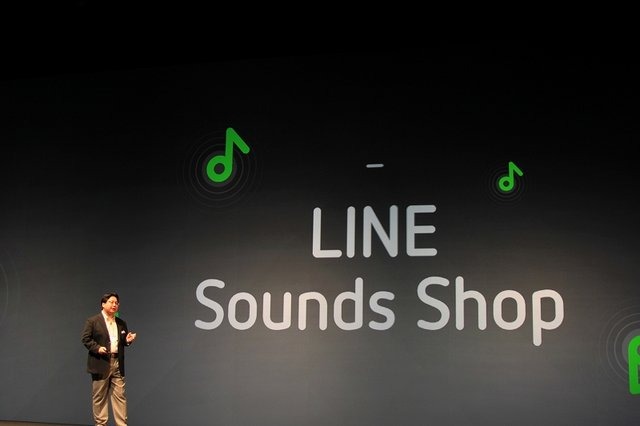 執行役員CSMOの枡田淳氏からはプラットフォーム戦略や「LINE Channel」に乗ることになる具体的なサービスやコンテンツについて紹介されました。