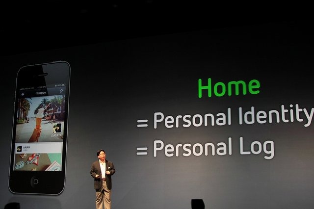 執行役員CSMOの枡田淳氏からはプラットフォーム戦略や「LINE Channel」に乗ることになる具体的なサービスやコンテンツについて紹介されました。