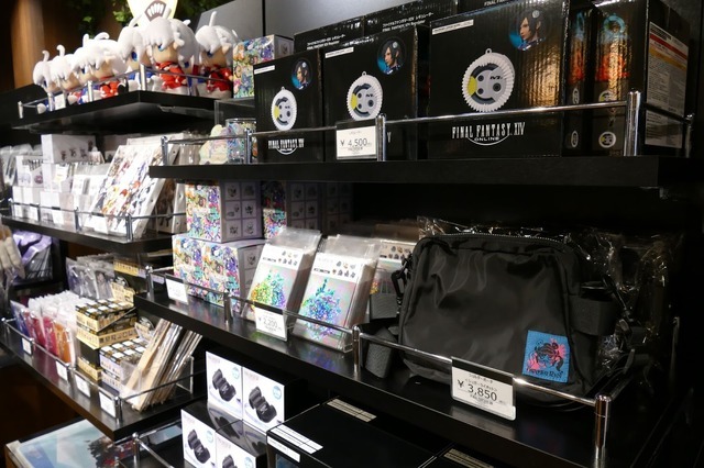 『FF14』グッズが盛り沢山！初の常設グッズショップ「FINAL FANTASY XIV GOODS SHOP AKIHABARA」が12月19日よりオープン【イベントレポート】
