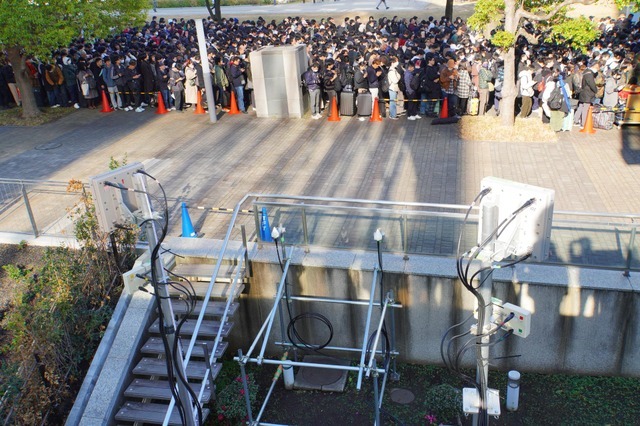 コミケ107でドコモが見せた本気の通信対策　5G SAは本当に“切り札”だった（石野純也）