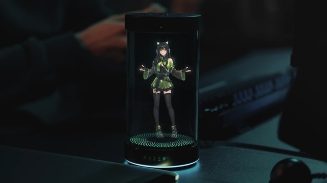“美女と野獣”ならぬ“人間とAI”？Razer発表の卓上AIコンパニオンが孕む恋のリスクにCEOが反論