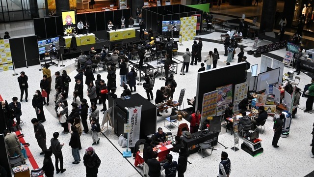 「今はPCの時期が悪い」ということは「キャンペーンの価値が高い」のでは…？ なマウスコンピューターも出展した“府主催”eスポーツイベント「ジェンスク」レポ