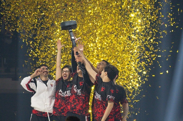 「Six Invitational 2026」現地で観戦した結論は「シージって、おもろい」。フランス・パリで見た史上初の大会連覇、高まる日本メジャーへの期待、スネークも来るし、今はシージの季節では？