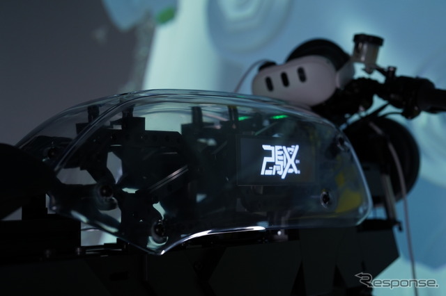 シミュレーター開発のプロトタイプはXR技術と実機制御を統合した二輪シミュレーター「2Xシリーズ」を出展