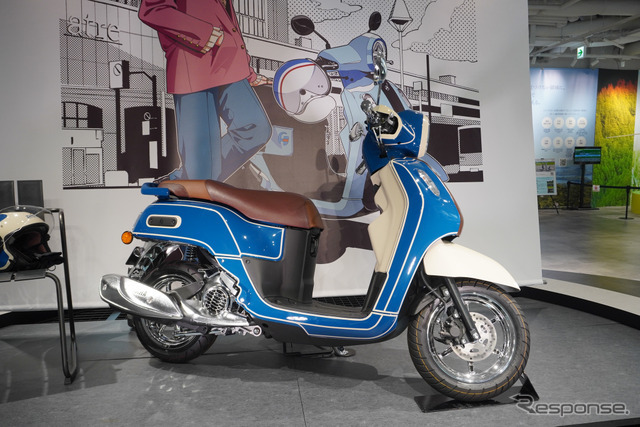 Yamaha E-Ride Baseには話題の新型スクーター『Fazzio』も展示