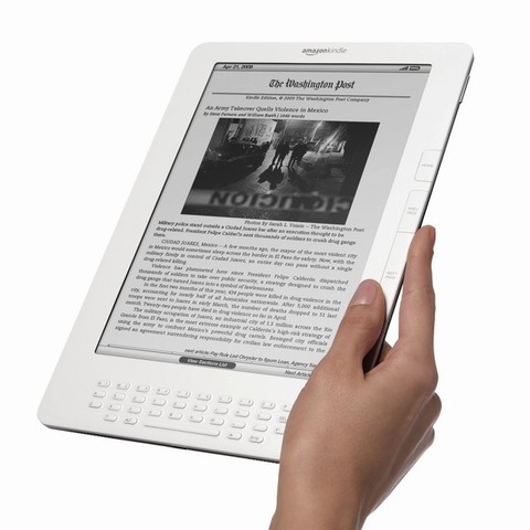 アマゾンは、同社が展開する電子書籍リーダー「Kindle」上で動作するアプリケーションを開発するための「Kindle Development Kit」(KDK)を来月から公開すると発表しました。