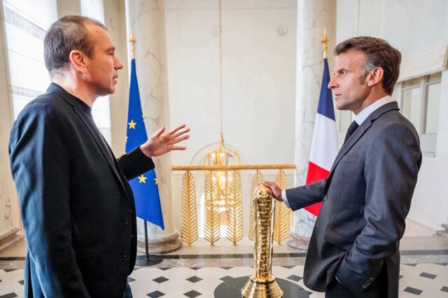 フランス・パリのエリゼ宮殿にて（2026年5月19日）：エマニュエル・マクロン大統領（右）と、EF CEO Ralf Reichert（左）
