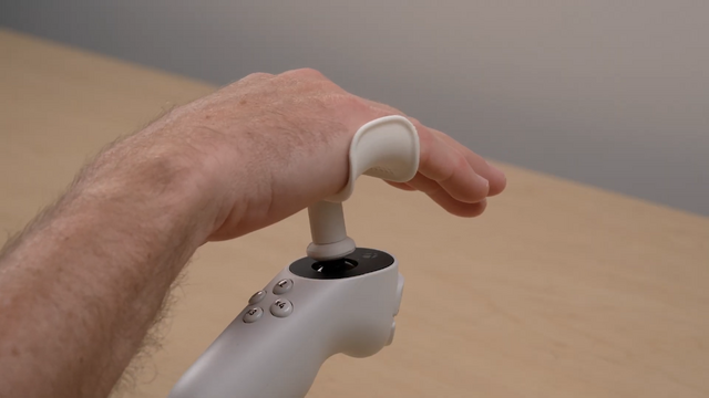 マイクロソフト、足でも遊べるスティックの3Dプリント用データ公開　Xboxコントローラ用アダプティブ サムスティック トッパー
