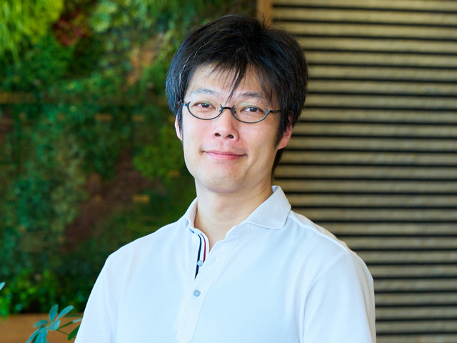 及川直昭氏