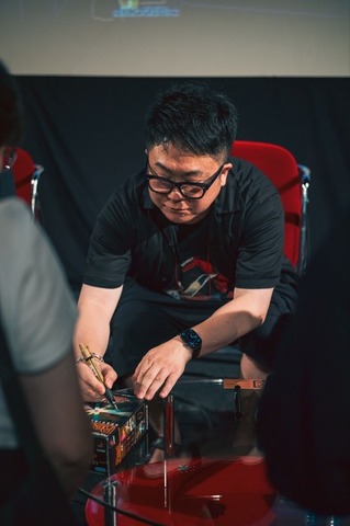 『Rez』はいかにして生まれ、そしてなぜ“気持ちいい”のか？水口哲也ら語る、音・映像・操作がひとつになるインタラクティブ・ミュージックのシナスタジア