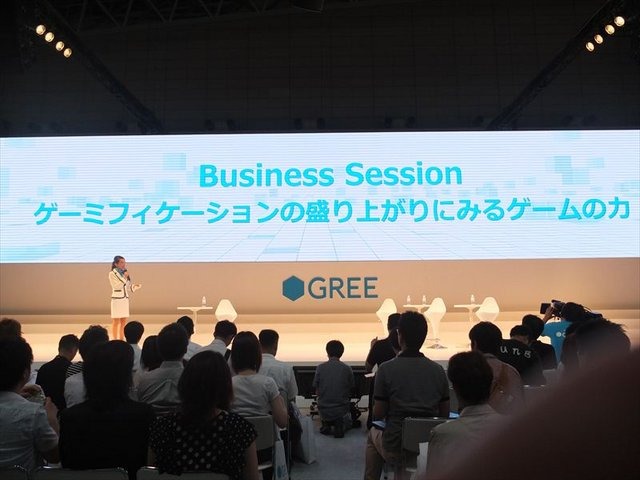 東京ゲームショウ2012、ビジネスデイのGREEブースではクリエイターやゲーム業界の識者を招き、ソーシャルゲームやスマートフォンゲームの展望を議論する「ビジネスゲームセッション」と題されたイベントが開催されました。