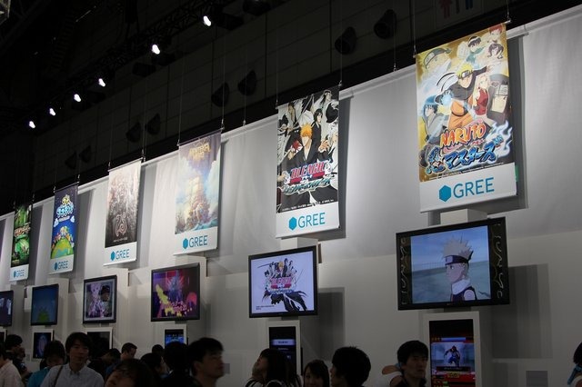 先月、東京ゲームショーの会場で、グリーのブースを取り囲む美しいコンパニオン達に目をやりながら、ここ数年の日本のゲーム業界について考えていた。そういえば、海外のゲーム記者に「TGSで一番見るべきものはコンパニオンだ」と、冗談で言われたこともあったなと思い