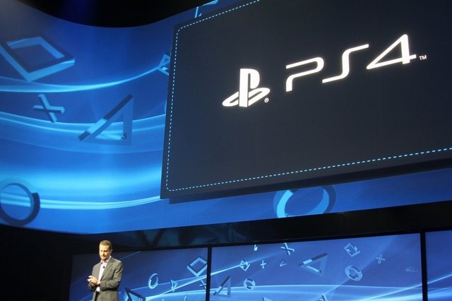 本日開催されたPlayStation Meeting 2013にて、ソニーはPlayStation 4を正式発表しました。新たに発行されたプレスリリースでは、PlayStation 4の新機能やハードスペックに関する詳細が明らかにされています。