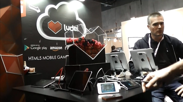 米国のLudeiはモバイルゲーム開発においてHTML5の未来を追求する企業の一つです。同社はバロセロナで開催されている「Mobile World Congress」のAppPlanetにブースを出展し、代表作『iBasket』を展示するほか、開発環境をアピールしています。